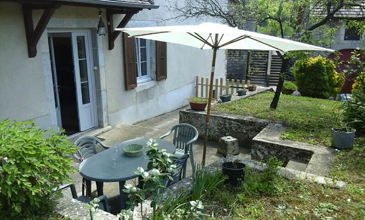 فيلا Retro Arty House Mesnay المظهر الخارجي الصورة